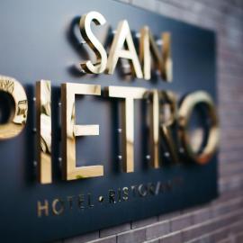 San Pietro Hotel & Restaurant，位于斯肯索普的酒店