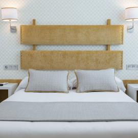 Hotel Santa Cruz，位于坎加斯-德奥尼斯的酒店