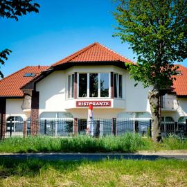 Rezydencja Lux，位于雷瓦的酒店