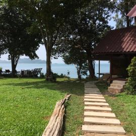 Starlight Beach Resort，位于阁帕延岛的酒店