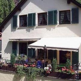 Landhotel Niederthäler Hof,位于Schloßböckelheim的酒店