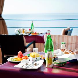 Hotel Villa Iulia，位于文托泰内的酒店