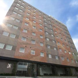 Green Rich Hotel Tosu Ekimae，位于鸟栖市的酒店