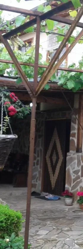 The House in Shipka，位于希普卡的酒店