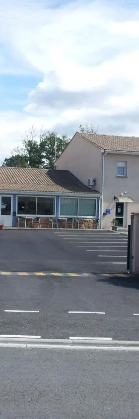 图尔酒店，位于莱斯帕尔梅多克的酒店