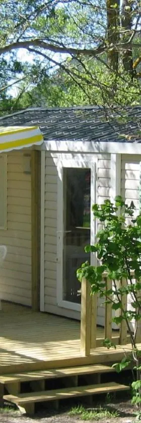 Le mobilhome Chez Camille，位于Veynes的酒店