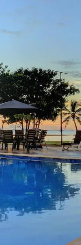 Parkside Nila Beach Resort，位于劳托卡的酒店