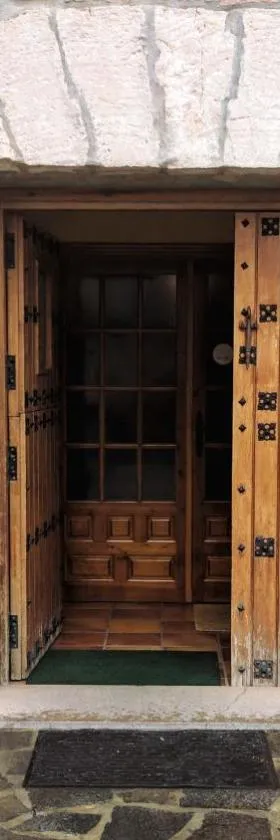 Hotel La Gerencia，位于Checa的酒店