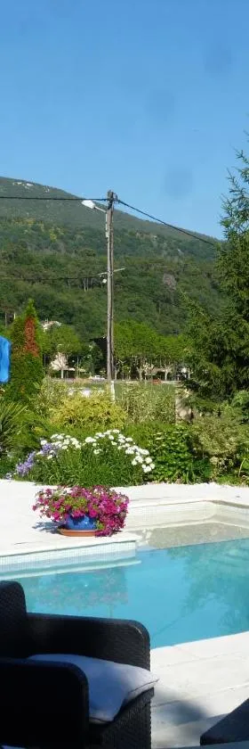 Les Bambous B&B，位于勒旺的酒店