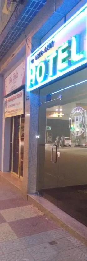 Podium Hotel，位于南圣卡埃塔诺的酒店