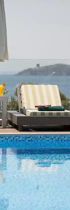 Irida Aegean View, Philian Hotels and Resorts，位于梅加利阿莫斯的酒店