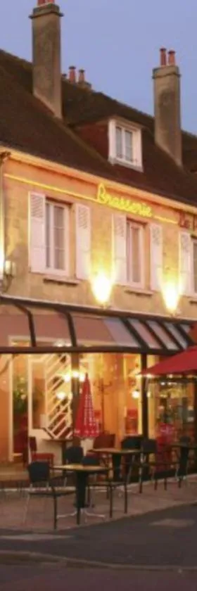 Hôtel Le Phare，位于乌伊斯特勒昂的酒店