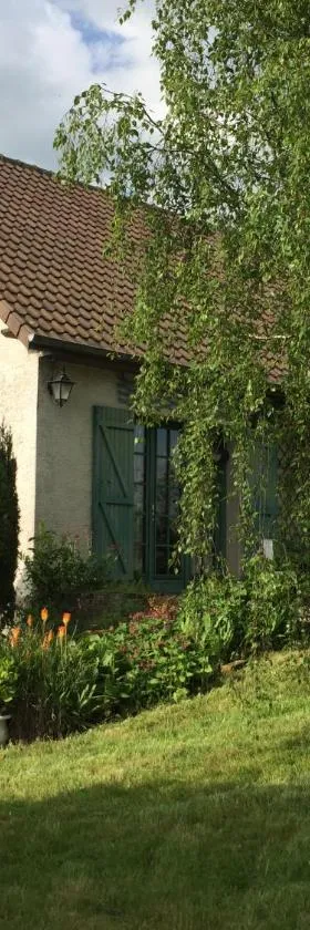 Appartement en campagne a 1h30 de Paris，位于Foucrainville的酒店