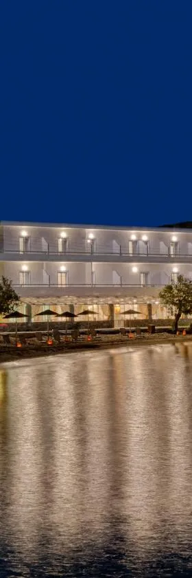 ''Di Mare'' Hotel & Suites，位于波西多尼亚的酒店