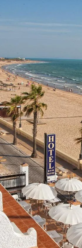 Hotel Playa de Regla，位于奇皮奥纳的酒店
