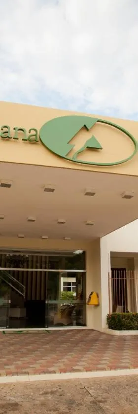 艾帕纳广场酒店，位于博阿维斯塔的酒店