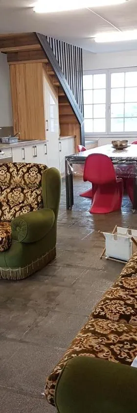 L'Atelier du Tailleur à 5 mn du Puy du Fou，位于查姆布里陶德的酒店
