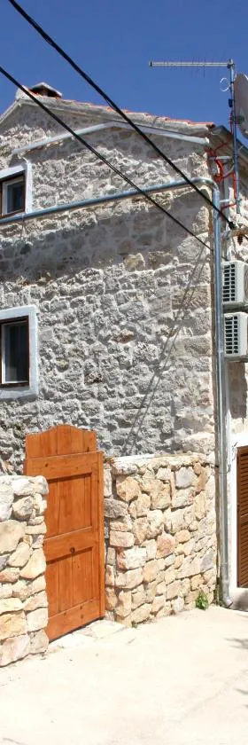 Vacation home Ania，位于普尔维奇卢卡的酒店