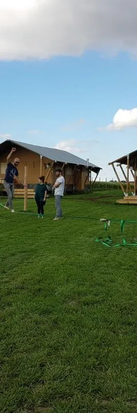 Glamping op het Zeugekot，位于Beveren的酒店