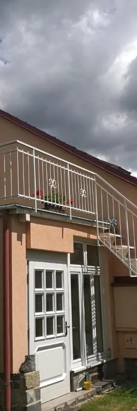 Apartman v zahrade，位于Nová Včelnice的酒店