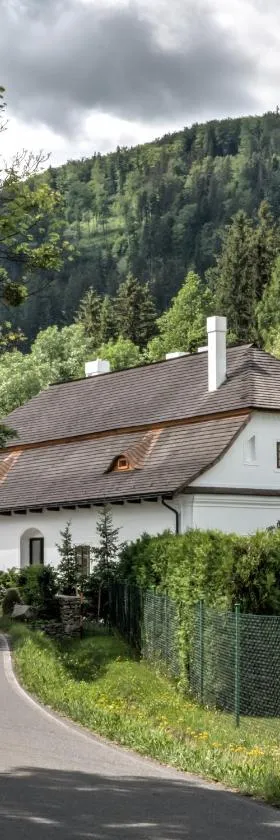 Boutique hotel Mezi plutky，位于切拉德纳的酒店