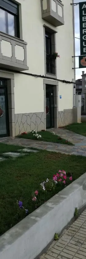 Albergue Pension Porta Santa，位于Baleira的酒店