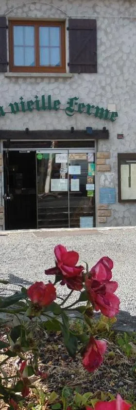 La Vieille Ferme，位于Les Ancizes-Comps的酒店