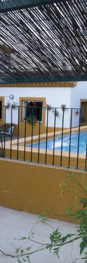 Casa Rural Dehesa de Solana，位于Herrera de Alcántara的酒店