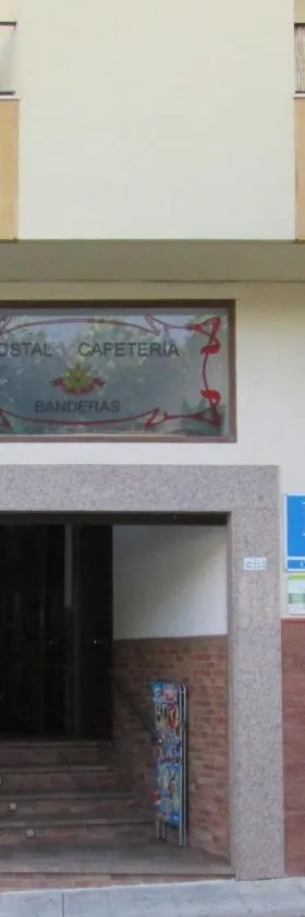 Hostal Banderas，位于Fuensanta de Martos的酒店