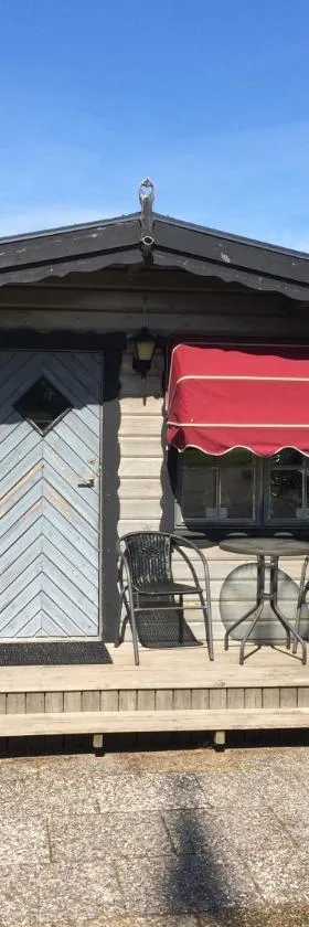 Lillstugan Falköpingsvägen，位于Broddetorp的酒店