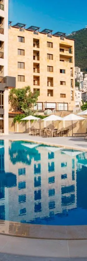 The Rooms Boutique Hotel，位于朱尼耶的酒店