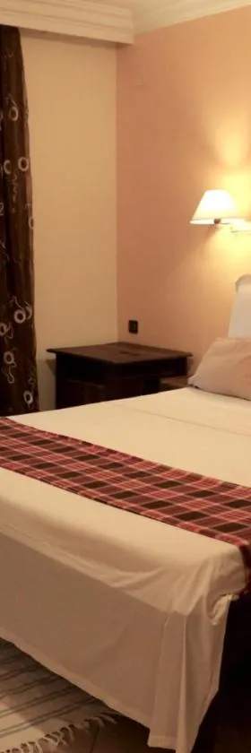 AR Sun Hotel，位于迭戈苏瓦雷斯的酒店