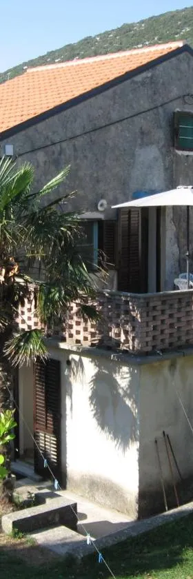 Apartment Sveti Jakov 37，位于Sveti Jakov的酒店