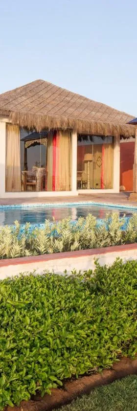 Serena Beach Resort，位于曼德维的酒店
