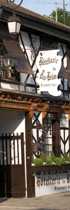 Hôtellerie Du Bas-Bréau，位于巴比松的酒店
