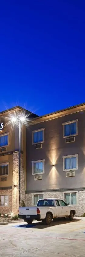 Best Western Plus Lonestar Inn & Suites，位于科罗拉多市的酒店