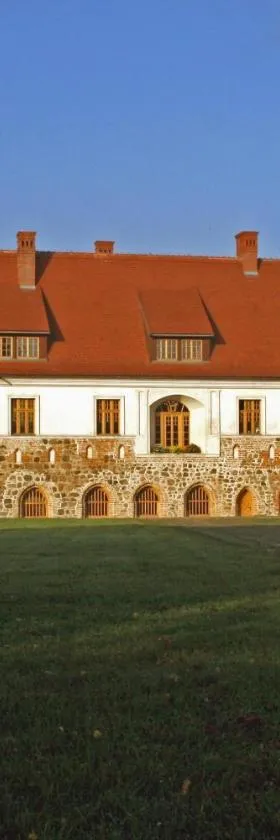 Klasztor Cedynia Hotel，位于Cedynia的酒店