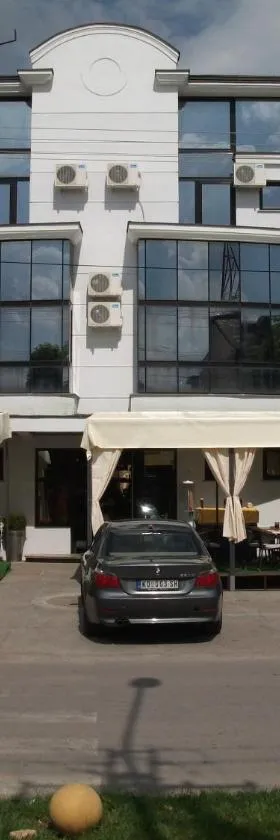 Villa Milano，位于Kovin的酒店