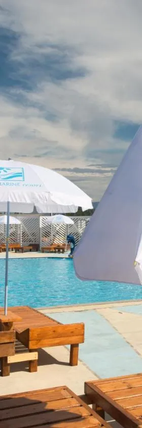 Aquamarine Resort，位于Akshi的酒店