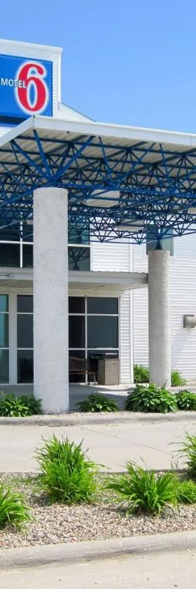 Motel 6-Avoca, IA，位于Avoca的酒店