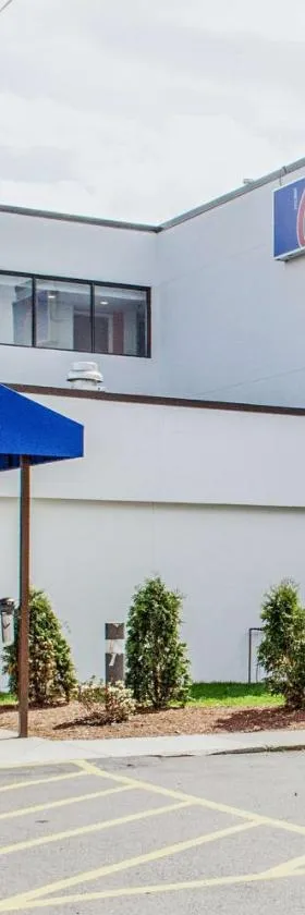 布罗克顿6号汽车旅馆 ，位于布罗克顿的酒店