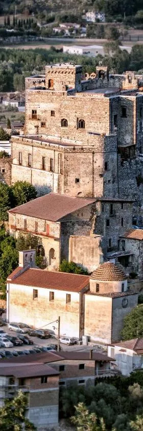 Castello di Limatola，位于利马托拉的酒店
