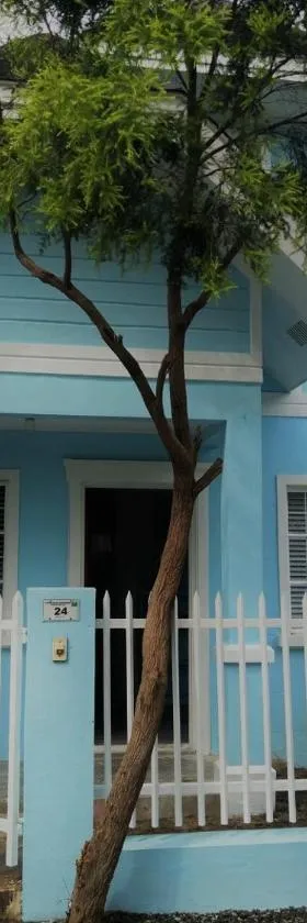 Homestay at 24 Laguna Bel-Air by Red Door House Rental，位于圣罗莎的酒店