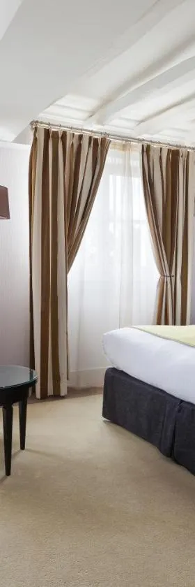 Château Belmont Tours by The Crest Collection，位于图尔的酒店
