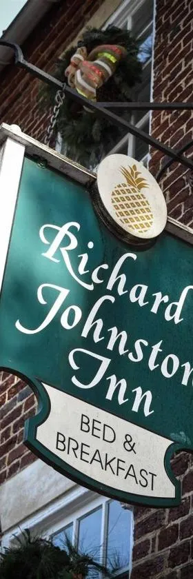 The Richard Johnston Inn & 1890 Caroline House，位于弗雷德里克斯堡的酒店
