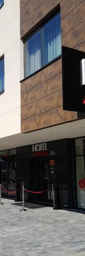 Hotel Arena，位于特尔纳瓦的酒店