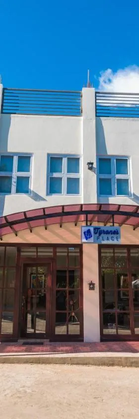 巴莱卡梅拉酒店，位于土格加劳的酒店