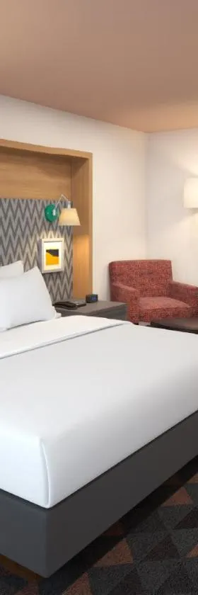 Holiday Inn & Suites Decatur-Forsyth by IHG，位于迪凯特的酒店