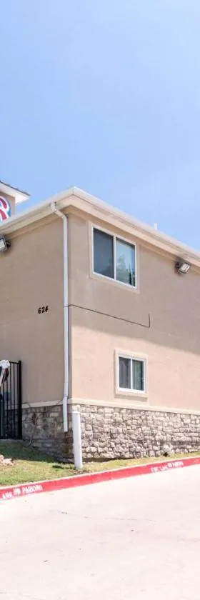 Motel 6-Azle, TX，位于艾索的酒店