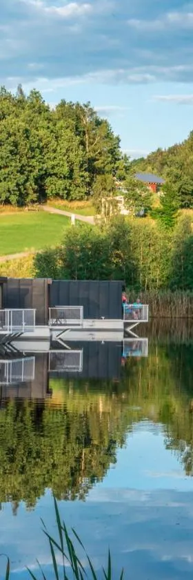 Hausboaty Ypsilon Golf Liberec，位于Fojtka的酒店